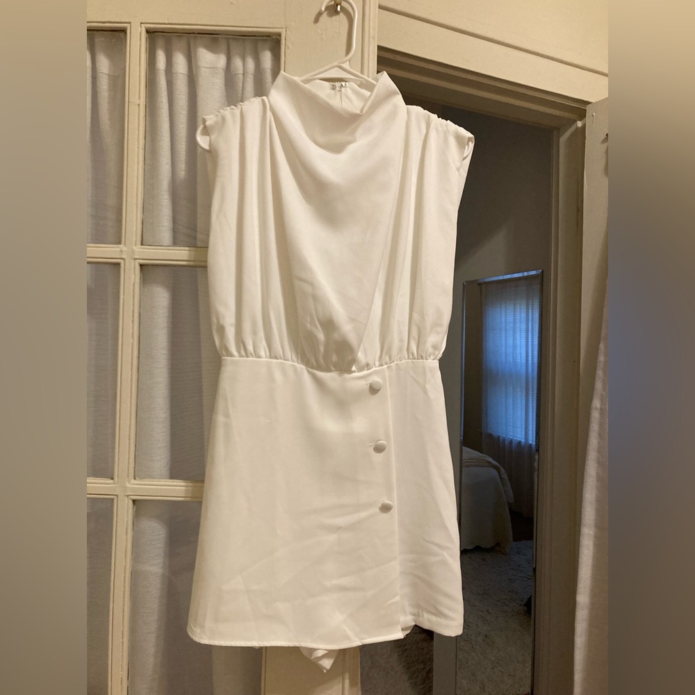 Karlie Clothing White Romper Small